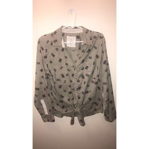 Style & CO. Olive  button down with camera print.